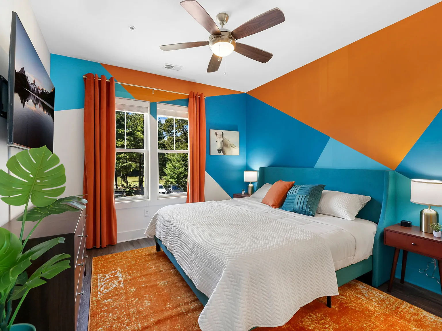 2 bed, $3,600 — Photo 2
