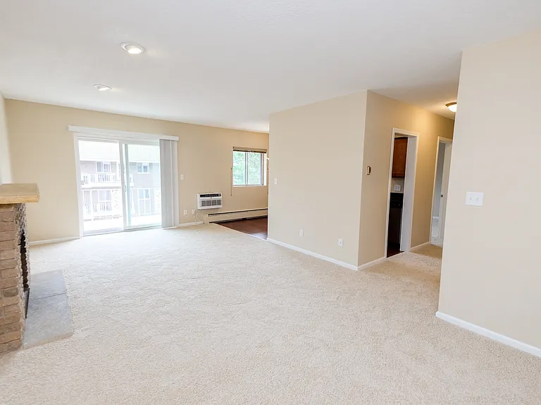 Parkview Court — Photo 15