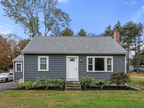 250 Mechanic St, Foxboro, MA 02035