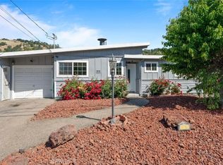 12762 Shoreview Dr, Clearlake Oaks, CA 95423