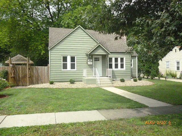 209 S Fair St photo 1