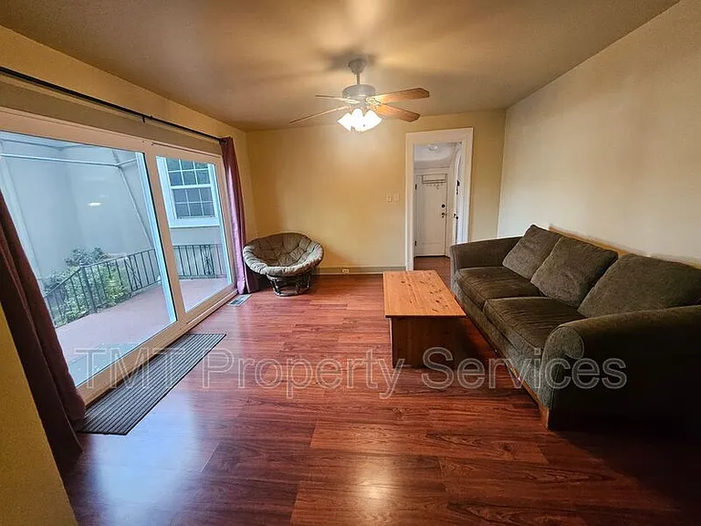 1214 N Pershing Ave — Photo 64
