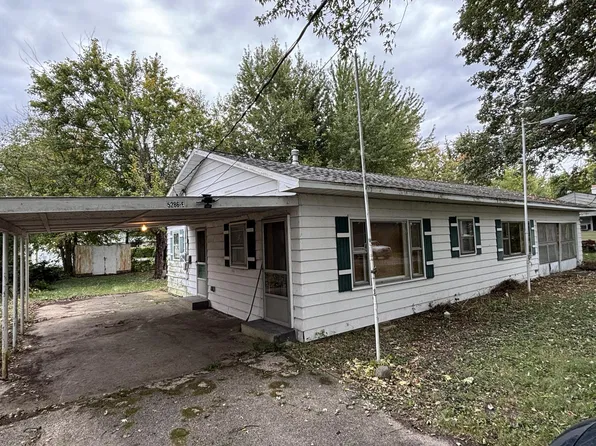 5286 E Woodland Dr, Knox, IN 46534