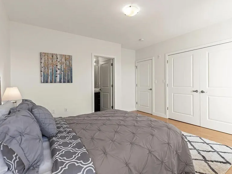 65 Beacon St #401 — Photo 5