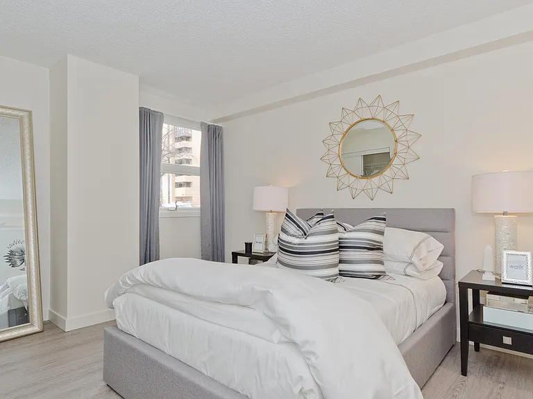 1313 13th Ave SW — Photo 11