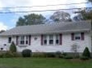 14 Gilmore St, Weymouth, MA 02191