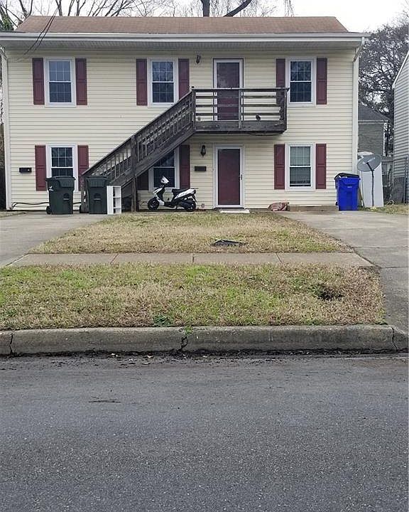 1st image of 1418 W 26th St