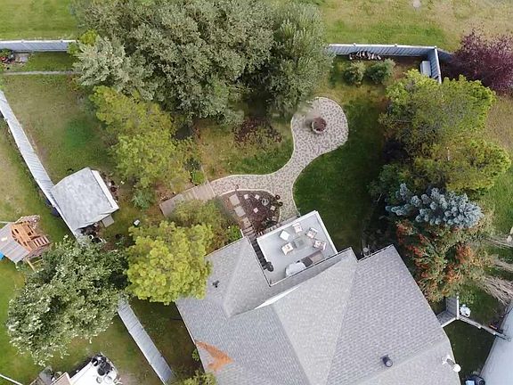 3rd image of 8802 S 117th Ave