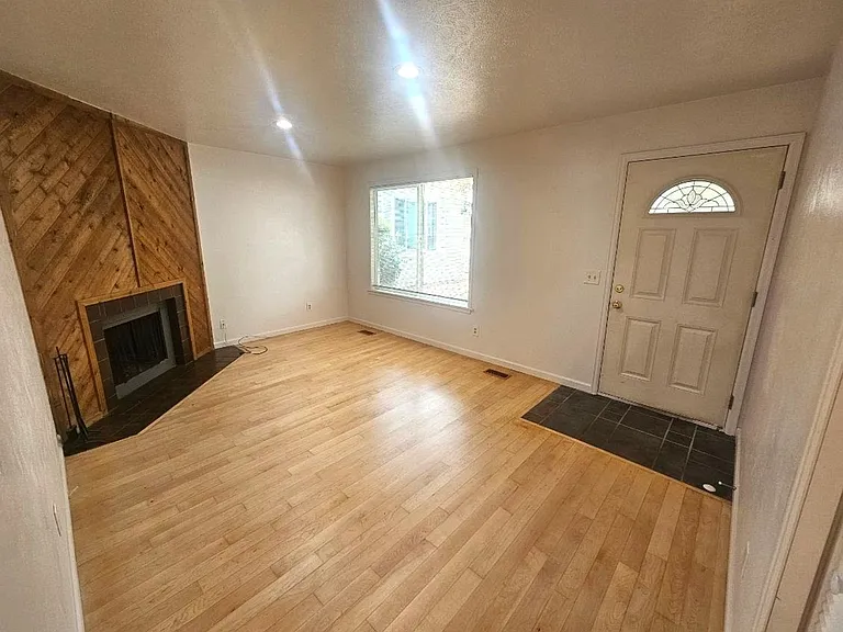 16065 E Rice Pl #B — Photo 2