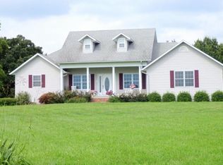 122 Meadow Dr, Marshfield, MO 65706