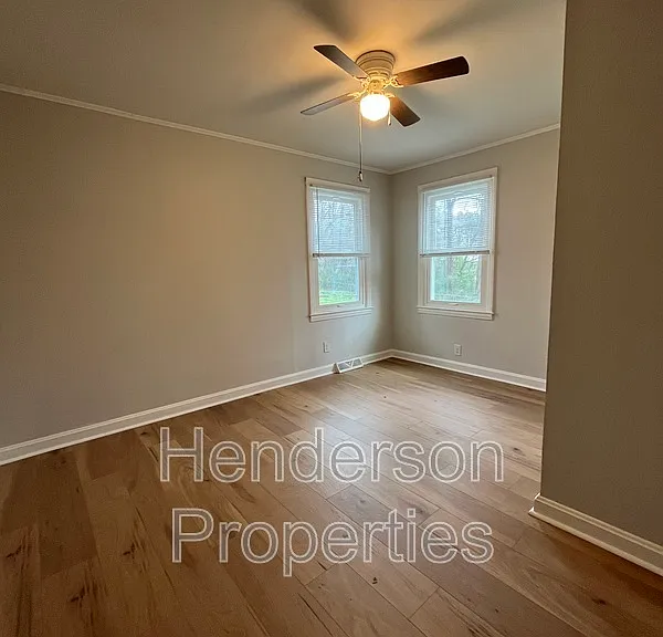 1506 Seigle Ave — Photo 9