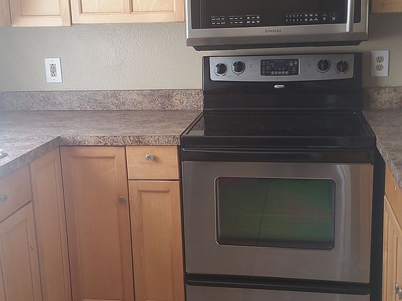 5th image of 3412 Coachlight Dr