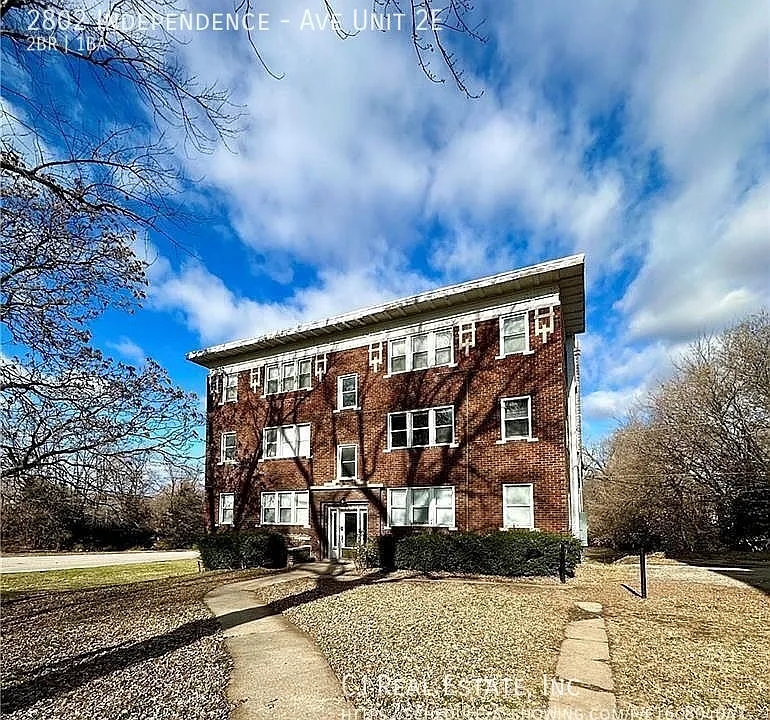 2802 Independence Ave #2E