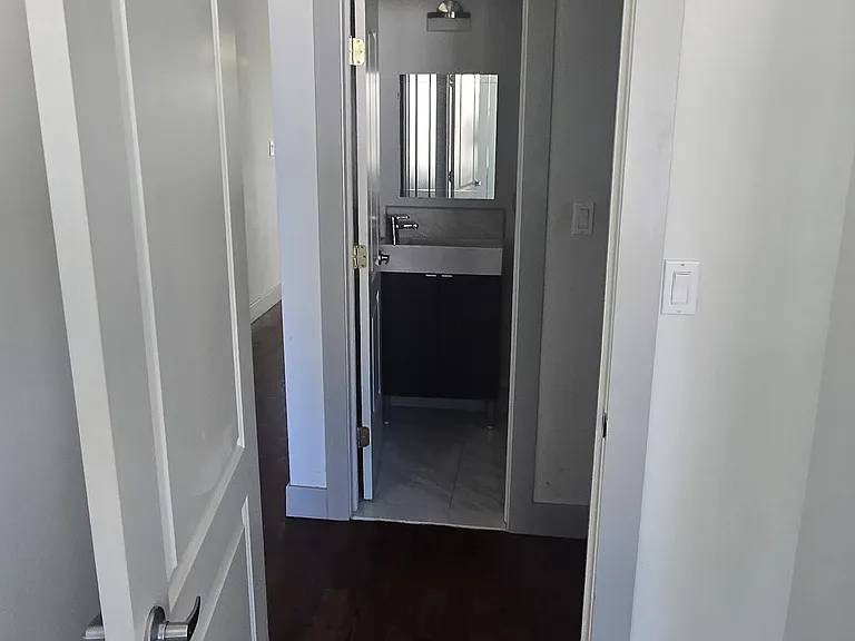 607 N 5th St #2 — Photo 13