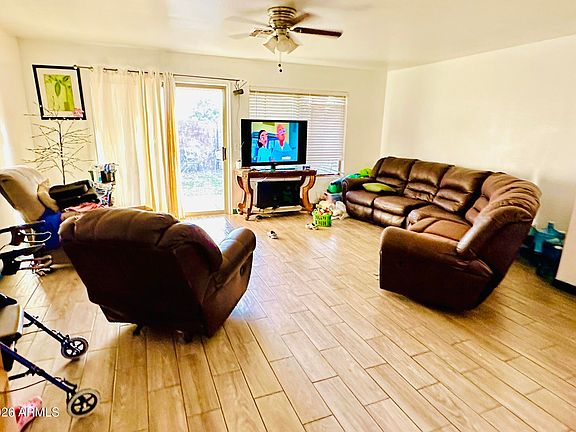 4th image of 7567 W PASADENA Avenue