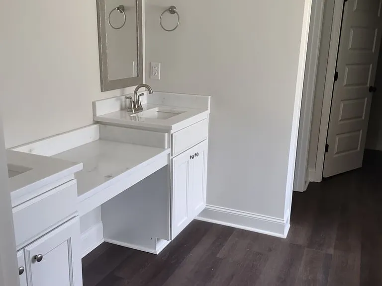 464 Silver Hill Dr — Photo 15