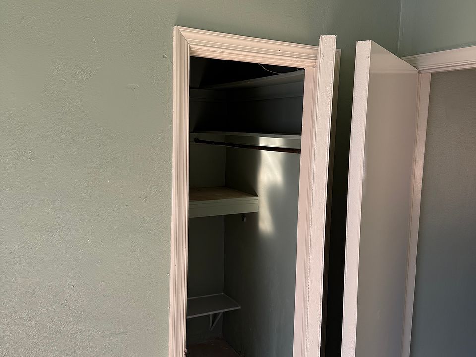 1st image of 544 NE 124th St #8-10