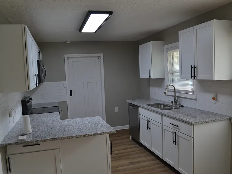 6618 Twin Brooks Dr — Photo 15