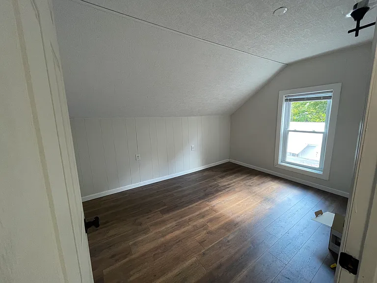 58 Hudson Ave #1 — Photo 9