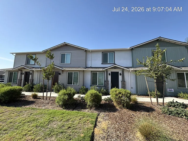 505 S Summit St #101-104 — Photo 1