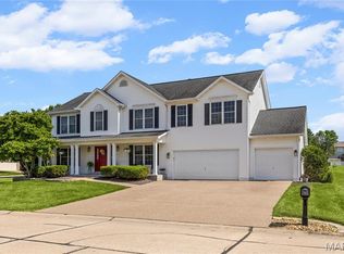 32 Lisa Nicole Ct, Saint Peters, MO 63376