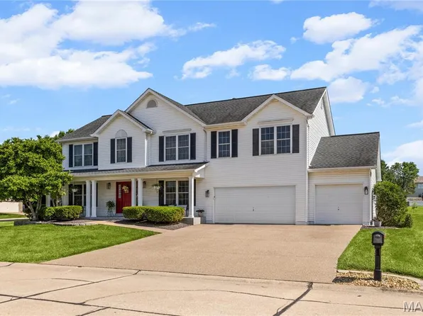 32 Lisa Nicole Ct, Saint Peters, MO 63376