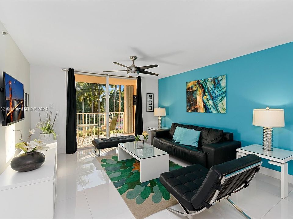 1st image of 19501 E Country Club Dr #9208