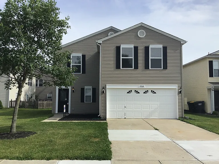 9318 W Rising Sun Dr — Photo 1