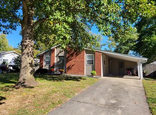 2213 Chandler Ln, Columbus, IN 47203