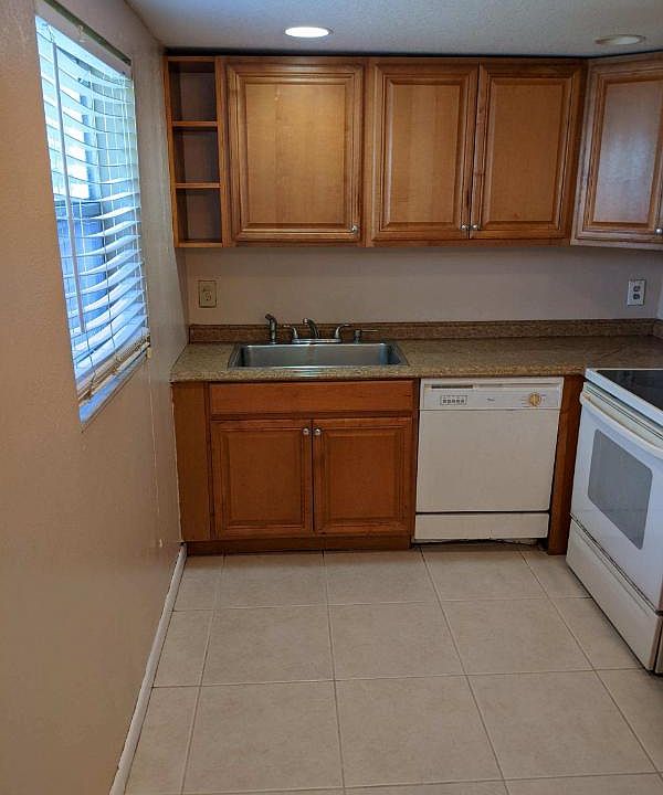 1st image of 312 Tuscany Ln #F