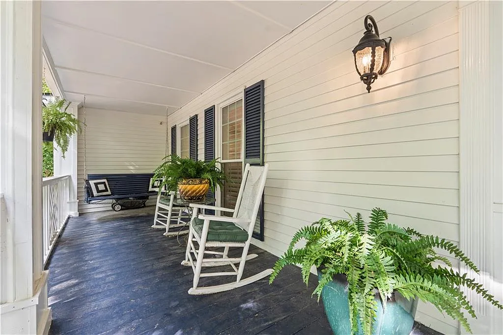 4 bed, 2.5 bath, 3128 sqft, $3,600 — Photo 4
