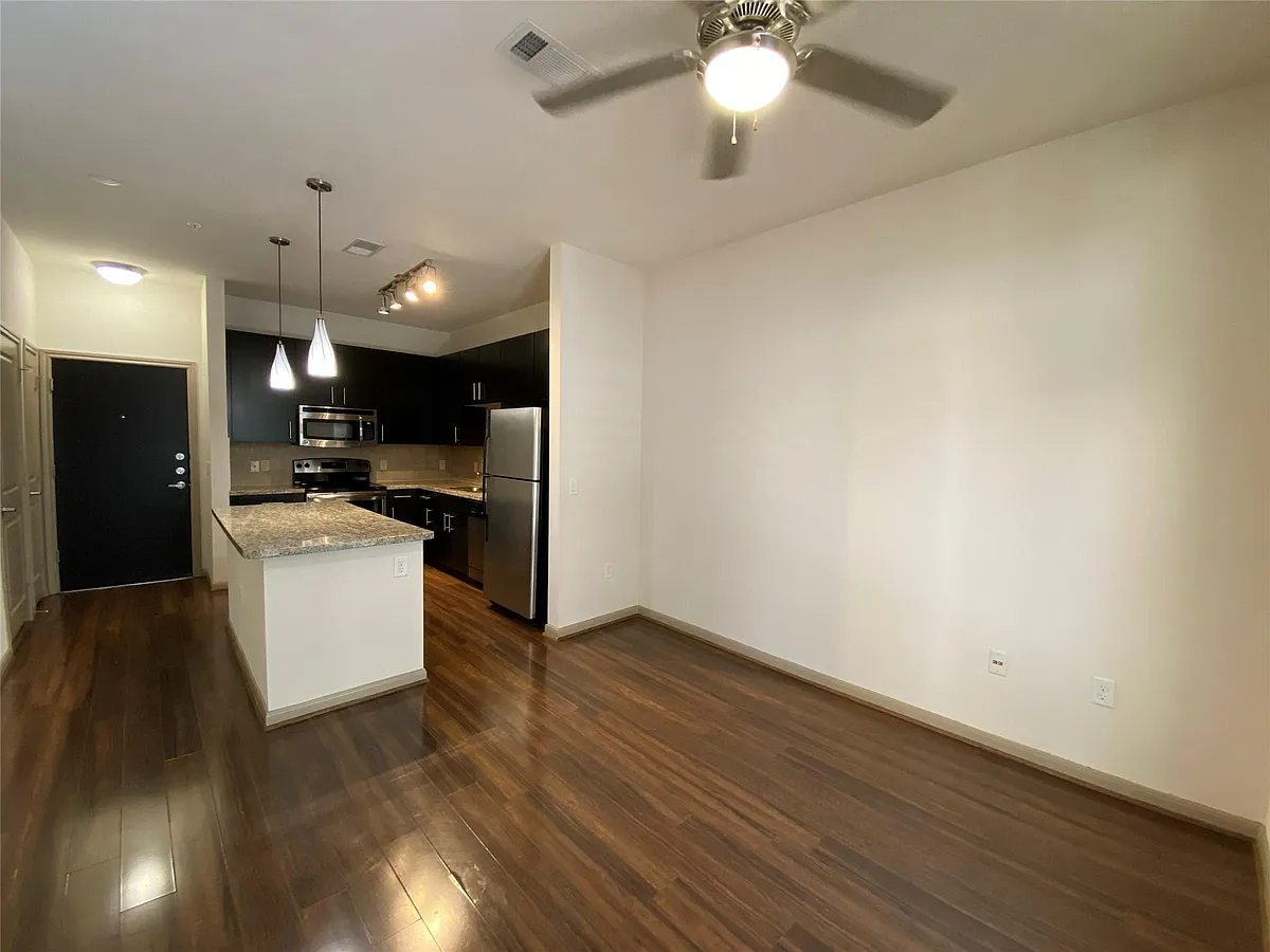 Building Photo - 2700 Brazos St #4408