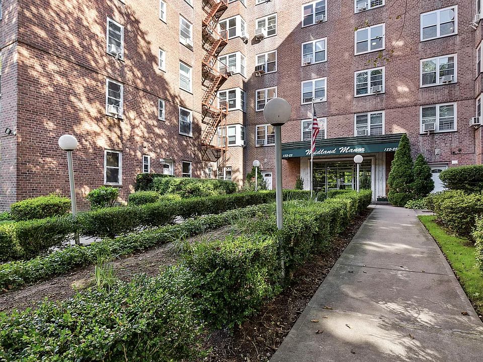 1st image of 18225 Wexford Ter APT 415