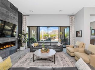2352 N Estates Cir, Mesa, AZ 85207