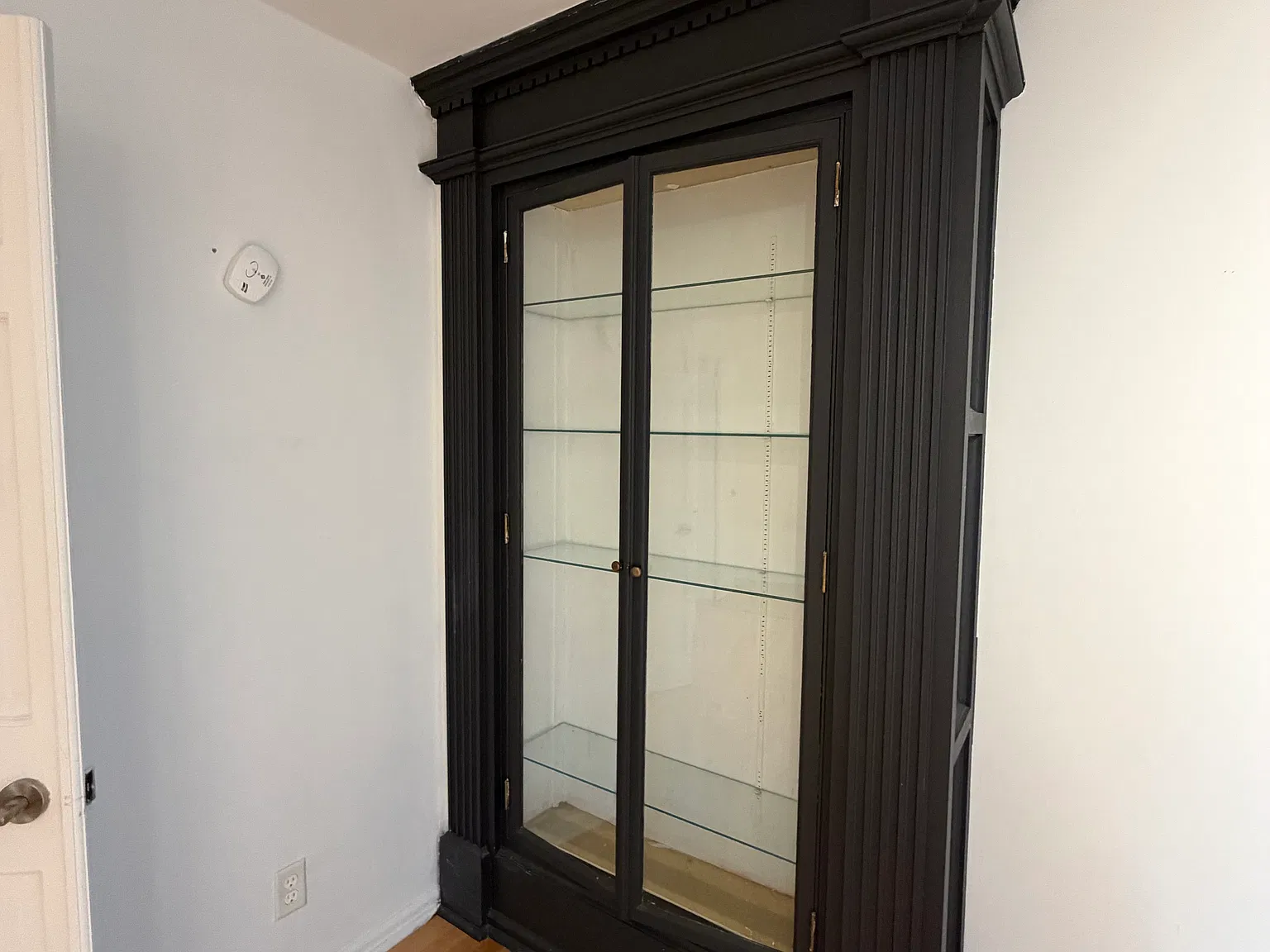 1 bed, 1100 sqft, $1,600 — Photo 4