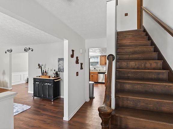 5th image of 1755 Hillandale Ave