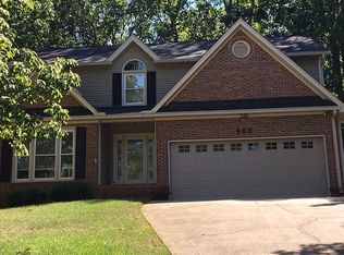 902 Manor Dr, Kings Mountain, NC 28086