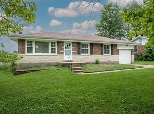 9725 Durham Dr, Saint Louis, MO 63137