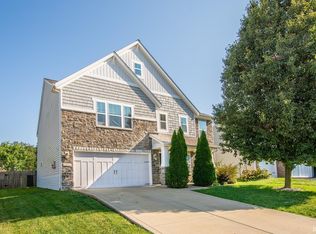 5376 W Stonewood Dr, Bloomington, IN 47403