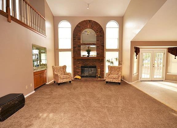 2nd image of 1208 Cannonade Ct
