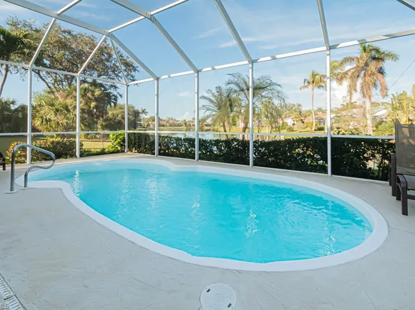 466 Briarwood BLVD, NAPLES, FL 34104