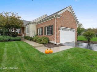 4229 Weatherstone Rd, Crystal Lake, IL 60014