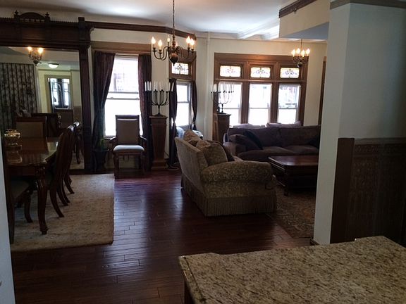 3rd image of 266 E 19th St