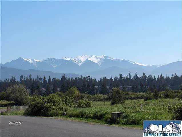 9999 Laura Ln photo 1