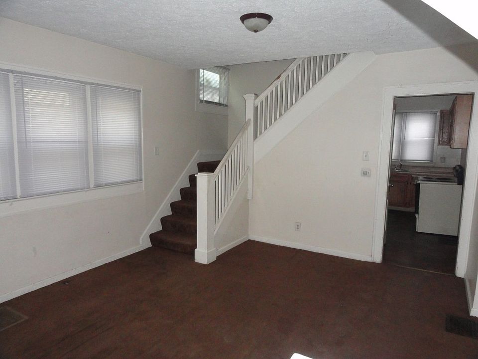 1st image of 427 N Oakland Ave