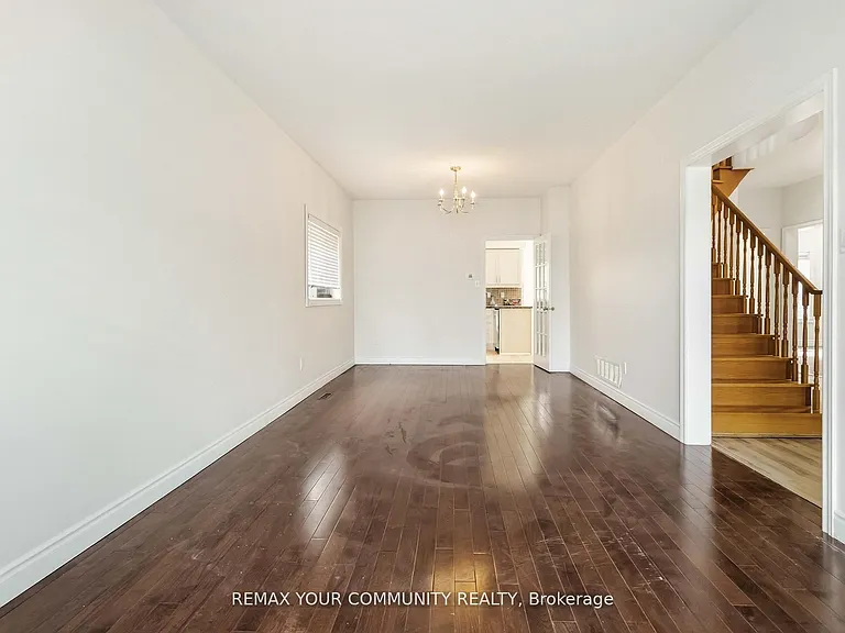120 Shaftsbury Ave — Photo 5