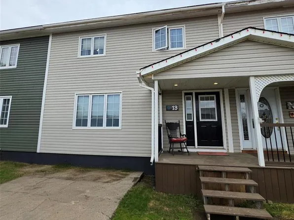 13 Dunfield Street, Wabush, NL A2V1B0