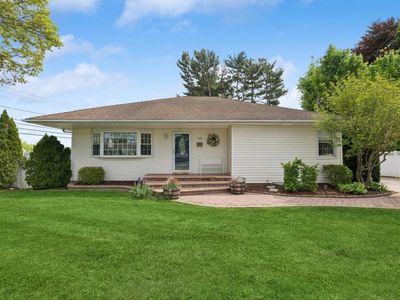 40 Grafton Street, Greenlawn, NY, 11740