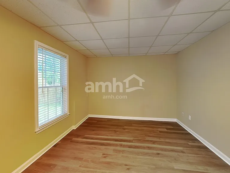 637 Rebecca Ives Dr NW — Photo 28