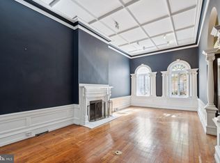 2221 Locust St, Philadelphia, PA 19103